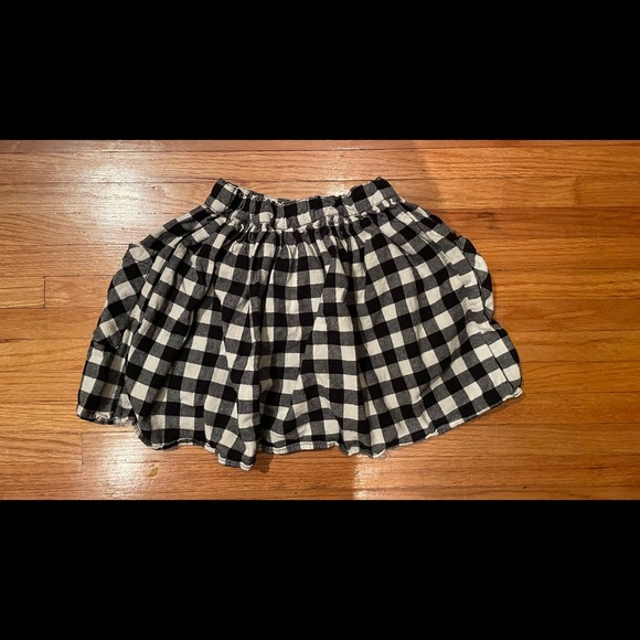 Black and White Checkered Skirt - Girl’s - Picture 2 of 3
